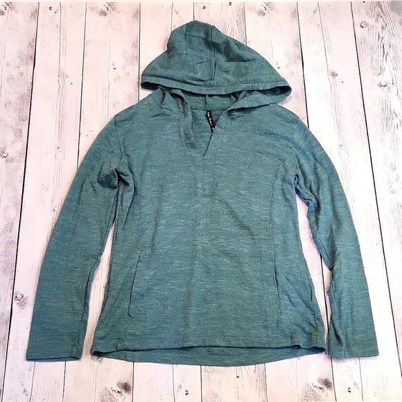 North River Tops - North River Small hooded top.